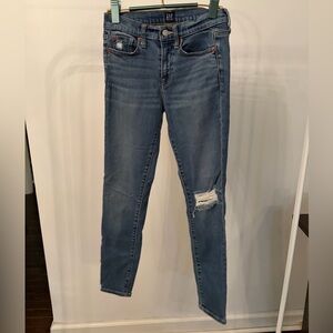 GAP Women's Light Blue Ripped Skinny Jeans